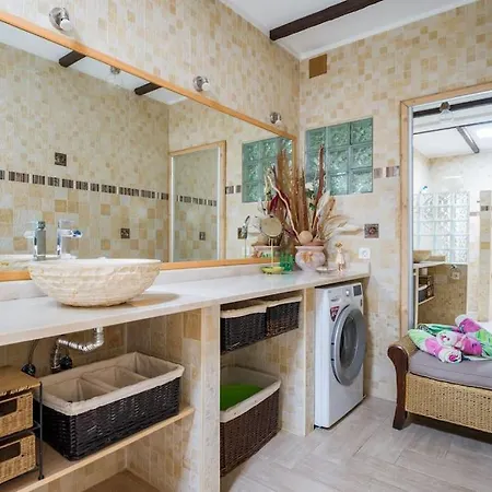 La Isla By Rentaholidayslanzarote Villa *