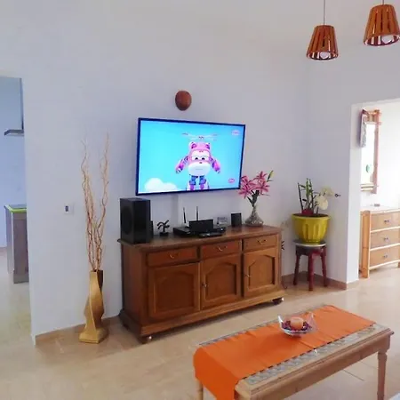 Villa La Isla By Rentaholidayslanzarote Playa Blanca (Lanzarote)