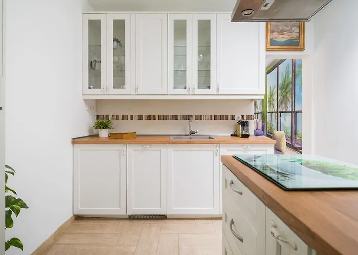 Villa La Isla By Rentaholidayslanzarote *