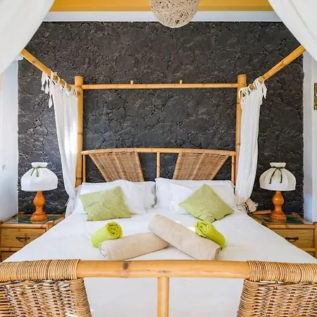 La Isla By Rentaholidayslanzarote *